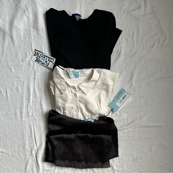 Target Future Collective Bundle - Picture 3 of 12